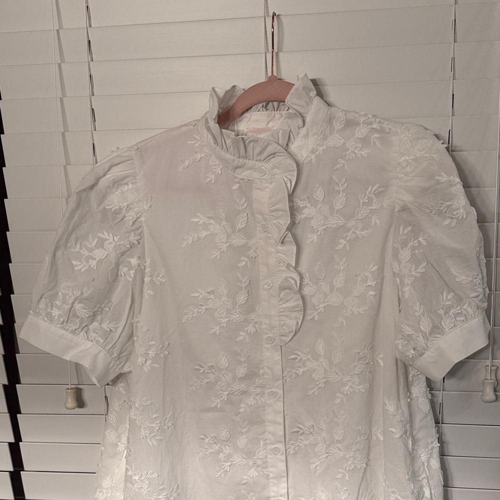NWT Entro white Embroidered floral ruffle dress size large